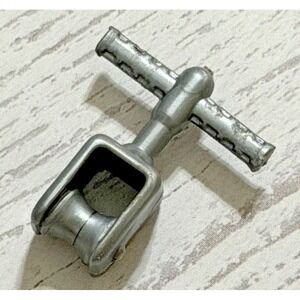 Vtg GI Joe Tomax &‎ Xamot v1 SKYHOOK 1985 original crimson weapon accessory part